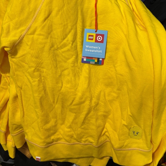 LEGO x Target XS , S Women's LEGO Minifigure Sweatshirt Yellow - Picture 2 of 7